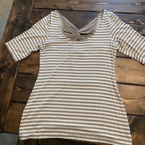 Max studio shirt with cross cross back